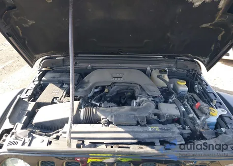 2018 Jeep Wrangler Rubicon 4X4 from USA, damaged, VIN 1C4HJXCG9JW193703